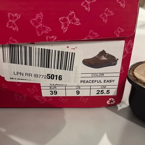 Brown Slip-On Shoes - Picture 6 of 6